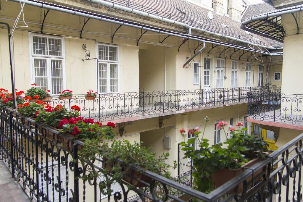Real Apartments Museum Budapeşte Dış mekan fotoğraf